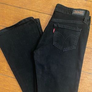 Levi’s 518 Superlow Bootcut | Black